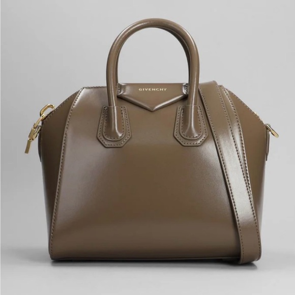 ****SOLD****Givenchy antigona - Picture 3 of 14